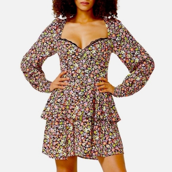 AFRM Dresses & Skirts - 💘 NWT AFRM Modesto Floral Print Dress